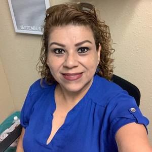 Meet your Posher, Leticia